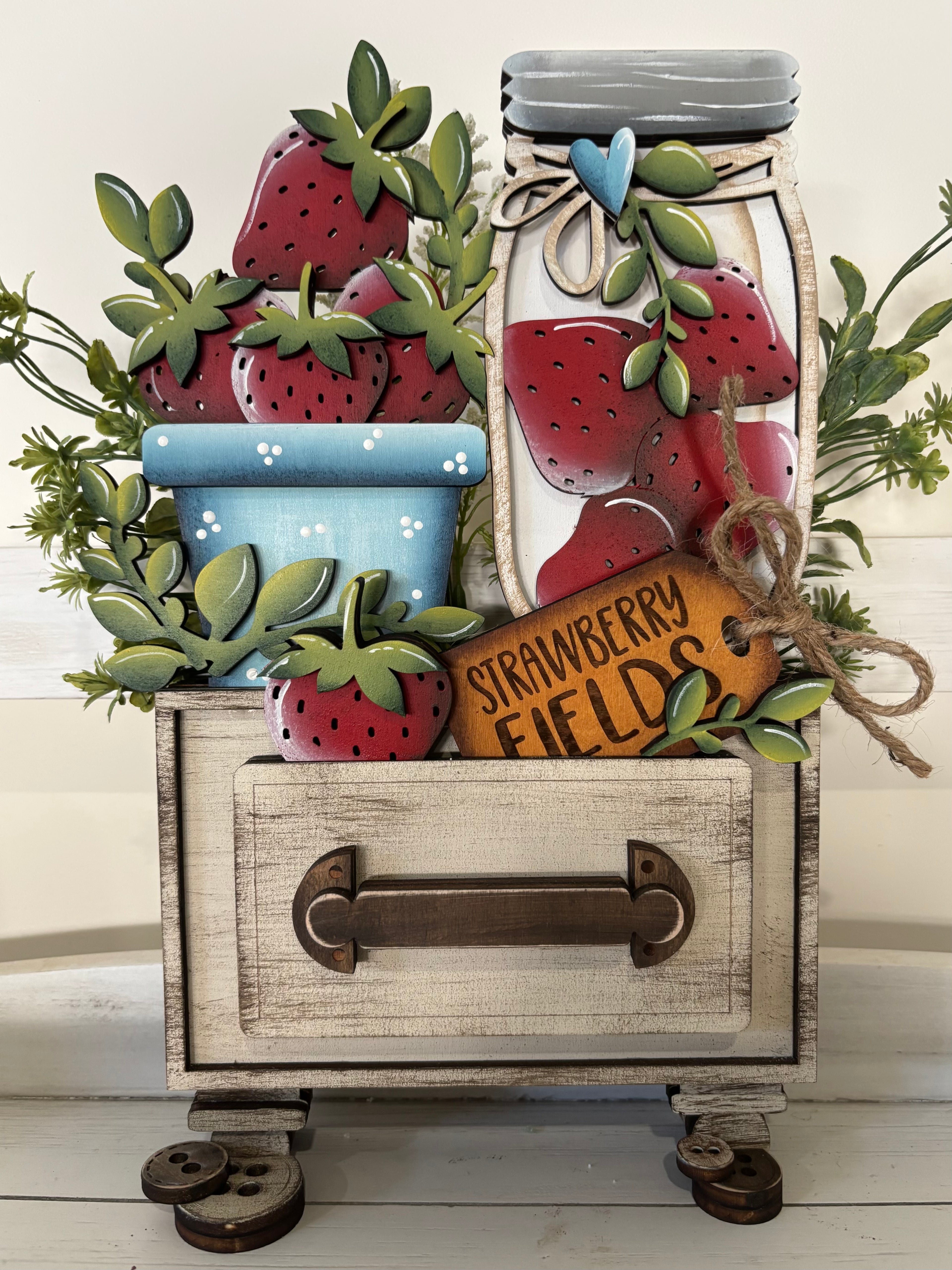 VINTAGE STRAWBERRY FIELDS INTERCHANGEABLE DRAWER DECOR