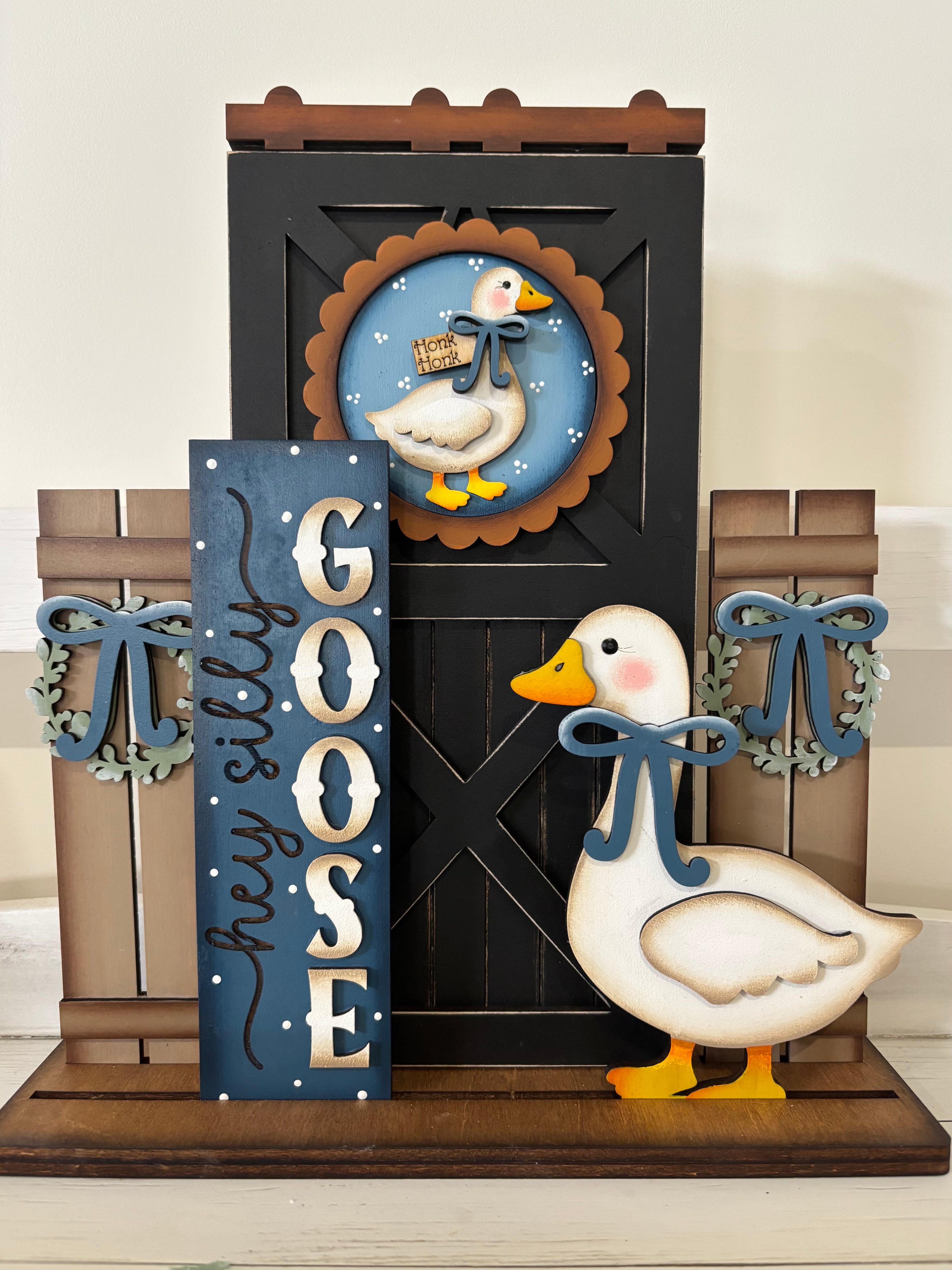 INTERCHANGEABLE BARN DOOR SET